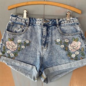 Forever 21 – Bleached Denim Shorts with flowers -  Size US 27